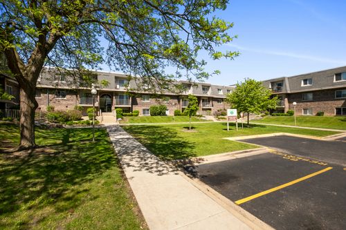 apt-305-838 Jonathon Ct, Prospect Heights, IL, 60070-2338 | Card Image