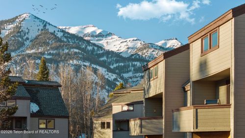 c-4-3945 S Lake Creek Dr, Wilson, WY, 83014-9179 | Card Image