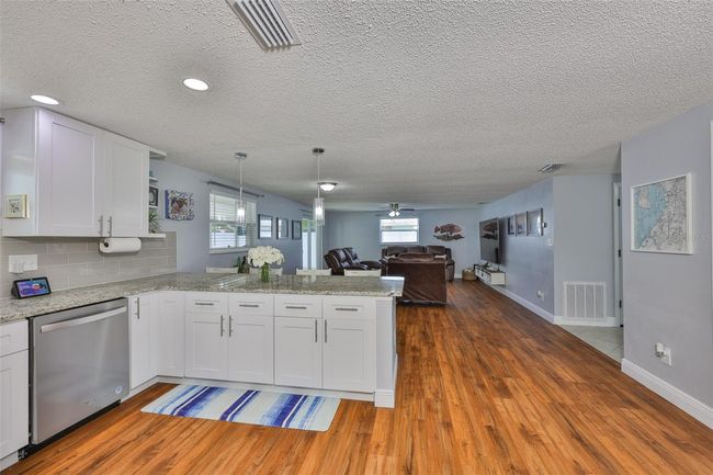 540 Firefly Ln, House other with 3 bedrooms, 2 bathrooms and null parking in APOLLO BEACH FL | Image 23