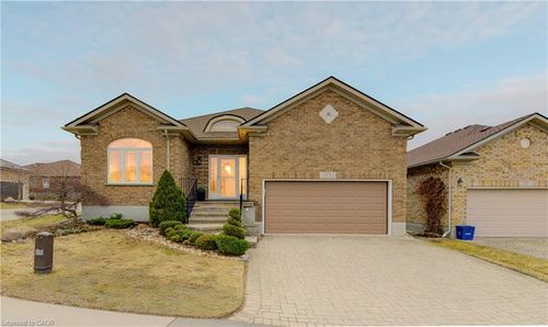 103 Devonshire Dr, New Hamburg, ON, N3A4J6 | Card Image