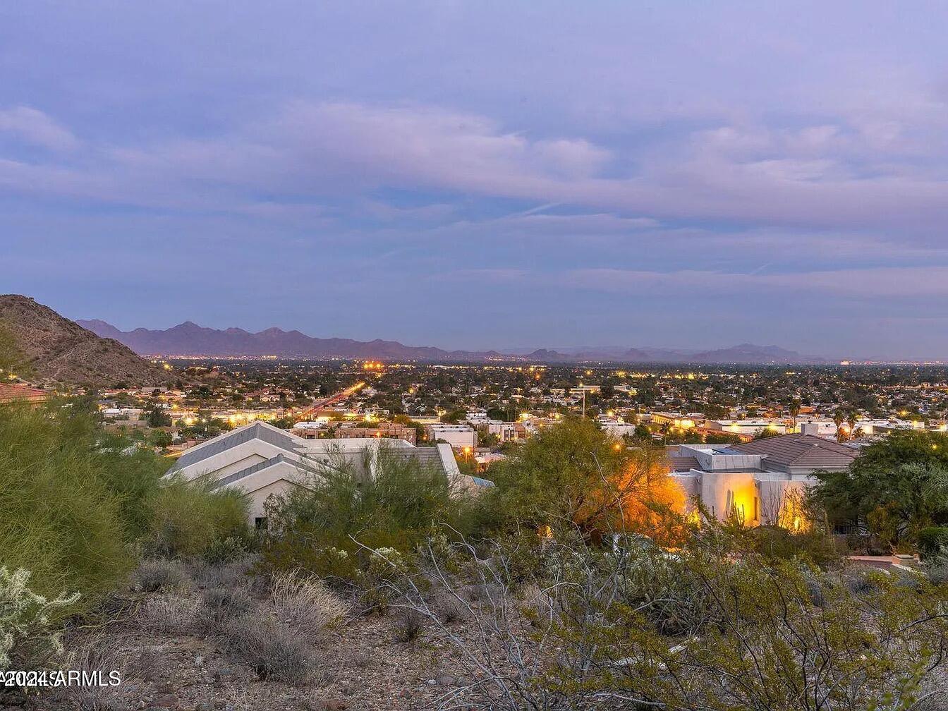 Land in Phoenix