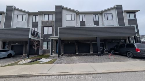 17-177 Edgevalley Rd, London, ON, N5V0C5 | Card Image