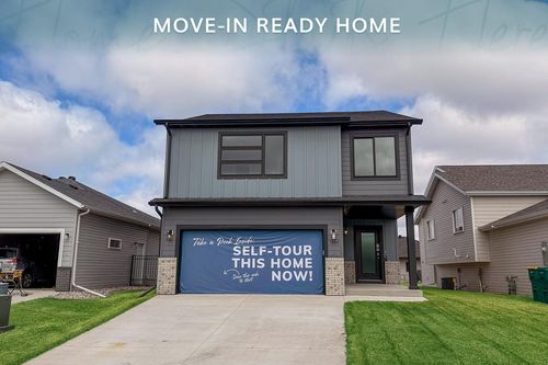 7889 Cottonwood Blvd, Horace, ND, 58047-3708 | Card Image