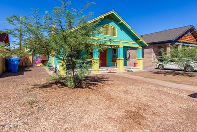 1318 W Monroe Street, Home with 3 bedrooms, 3 bathrooms and null parking in Phoenix AZ | Image 3