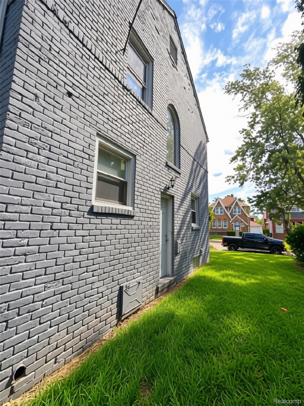 Residential in Detroit 5
