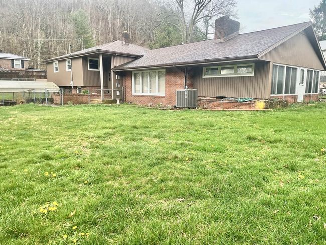 334 Old Kentucky Tpke, House other with 4 bedrooms, 3 bathrooms and null parking in Cedar Bluff VA | Image 27