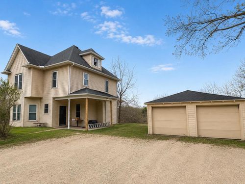 1-2831 Glacier Valley Rd, Fitchburg, WI, 53711-5307 | Card Image