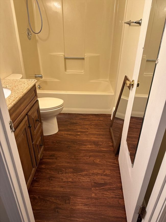 UNIT-6 - 1700 Skyline Dr, Condo with 2 bedrooms, 1 bathrooms and 2 parking in Lowell MA | Image 26