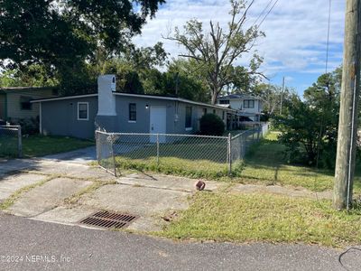 1959 W 5 Th Street, House other with 3 bedrooms, 2 bathrooms and null parking in Jacksonville FL | Image 2