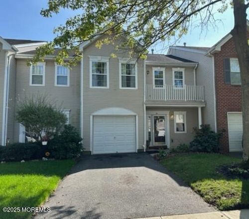 64 Picket Pl, Freehold, NJ, 07728-9537 | Card Image