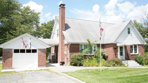 31 Still Rd, Monroe, NY, 10950-4107 | Card Image