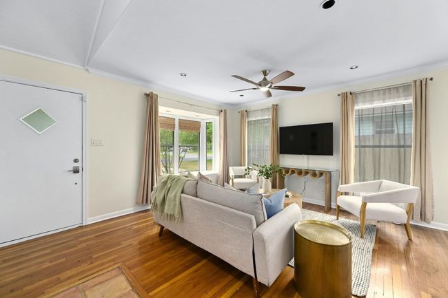 7313 Grover Ave, House other with 2 bedrooms, 1 bathrooms and 2 parking in Austin TX | Image 5