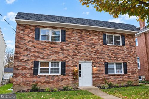 3-358 2nd Ave, PHOENIXVILLE, PA, 19460-3828 | Card Image