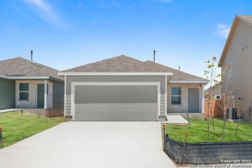 10231 Asta Trl, San Antonio, TX, 78224-1151 | Card Image