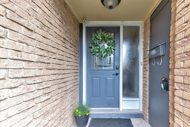 16 - 661 Childs Dr, Townhouse with 4 bedrooms, 3 bathrooms and 4 parking in Milton ON | Image 4