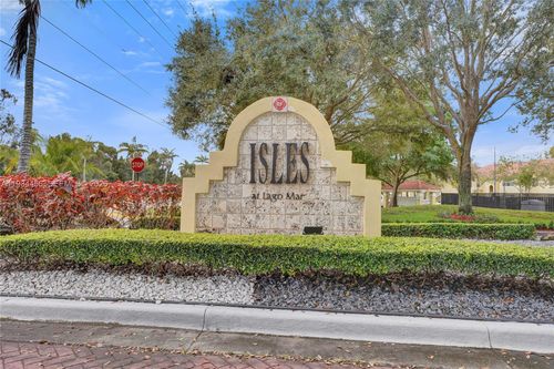apt-2112-457 Vista Isles Dr, Plantation, FL, 33325-6156 | Card Image