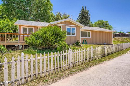 652 Lost Lane Pl, Gypsum, CO, 81637-5425 | Card Image