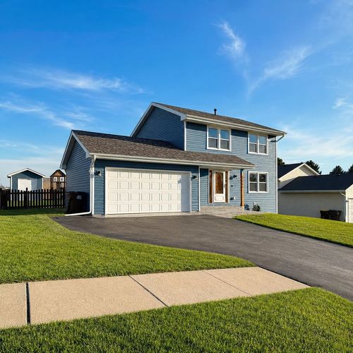 5451 Pocono Dr, Loves Park, IL, 61111-7184 | Card Image