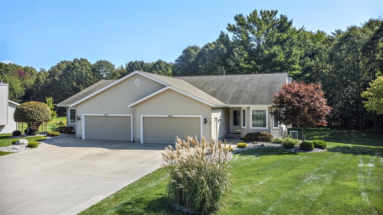 Fairway Dr, Norton Shores, MI 49441