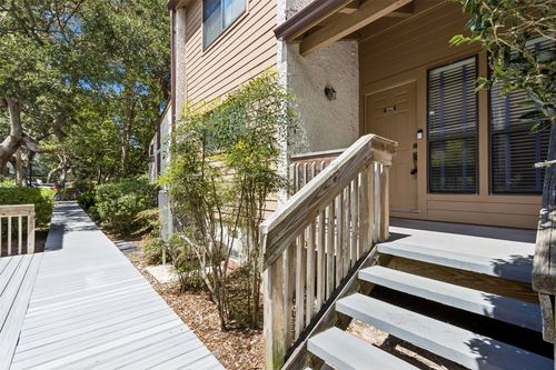 h1-2751 Forest Ridge Drive, Fernandina Beach, FL, 32034 | Card Image