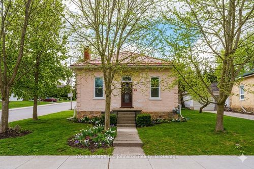 sw-83 3 St Sw, Chesley, ON, N0G1L0 | Card Image