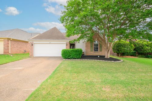 6937 Luxor Ln, Cordova, TN, 38018-7909 | Card Image