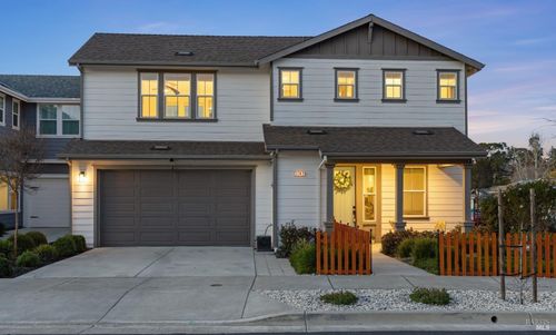 1747 Linden Ln, Santa Rosa, CA, 95404-5653 | Card Image