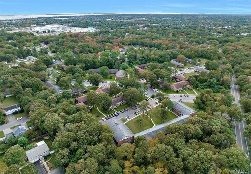 19-19 Pinebrook Place, Islip, NY, 11706 | Card Image