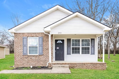 242 N Blakemore Ave, Gallatin, TN, 37066-2724 | Card Image