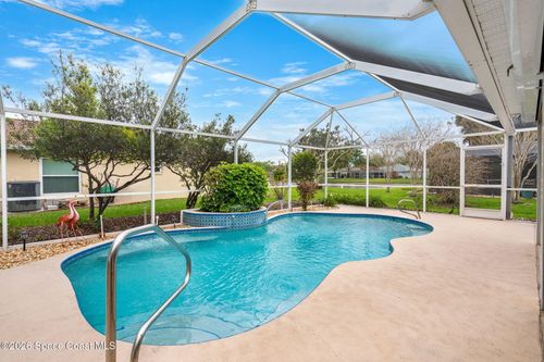 657 Sheridan Woods Dr, Melbourne, FL, 32904-3304 | Card Image