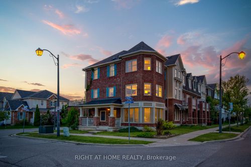 664 Scott Blvd, Milton, ON, L9T0P3 | Card Image
