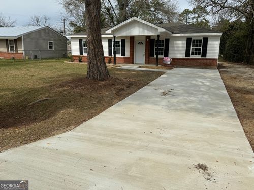 603 E 1st Ave, Cordele, GA, 31015-3642 | Card Image