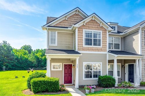 325 Hancock Union Ln, Rock Hill, SC, 29732-3195 | Card Image