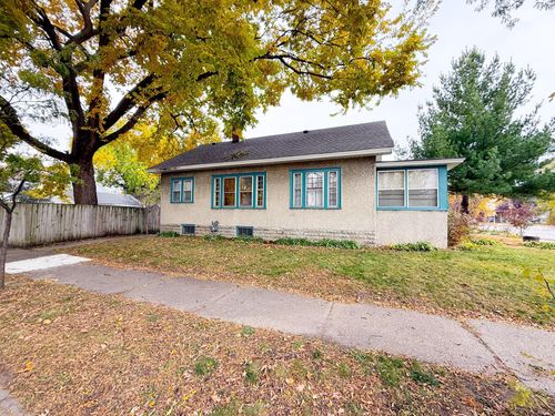 1801 44th Ave N, Minneapolis, MN, 55412-1207 | Card Image