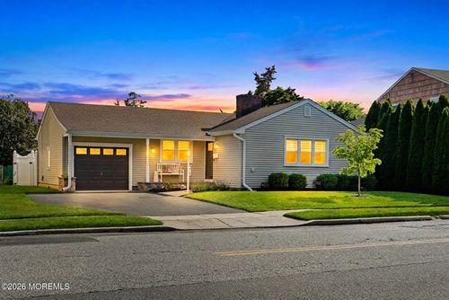 17 Sea Girt Avenue W, Manasquan, NJ, 08736 | Card Image