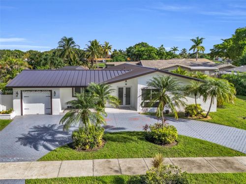 7211 Bamboo St, Miami Lakes, FL, 33014-2948 | Card Image