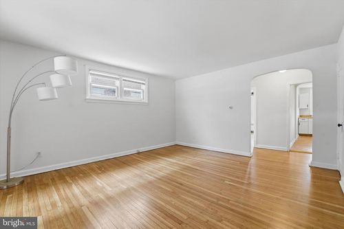 828 Fairfax Rd, DREXEL HILL, PA, 19026-1612 | Card Image