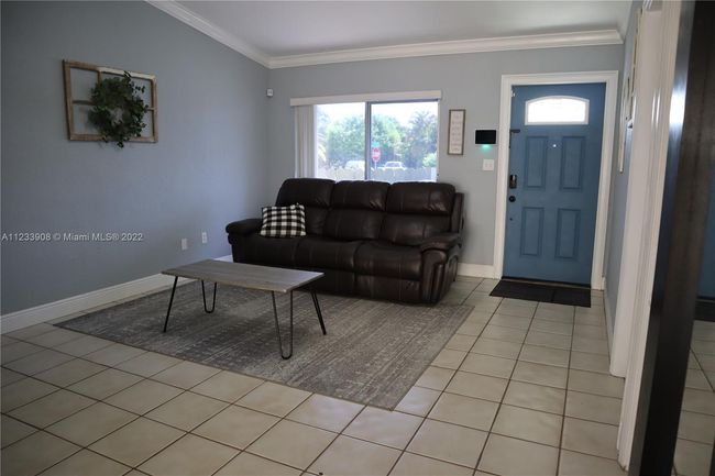 11900 - 11900 Sw 110th Street Cir E, Home with 3 bedrooms, 1 bathrooms and null parking in Miami FL | Image 7