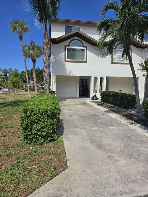 346 Madeira Cir, St Petersburg, FL, 33715-1985 | Card Image
