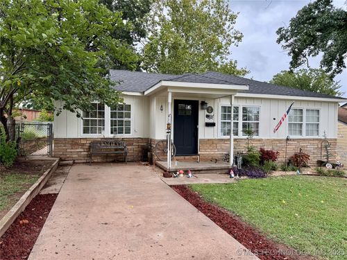 619 6th Ave, Bristow, OK, 74010-3105 | Card Image