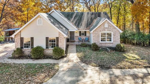 17824 Valley View Ln, Wildwood, MO, 63038-1467 | Card Image