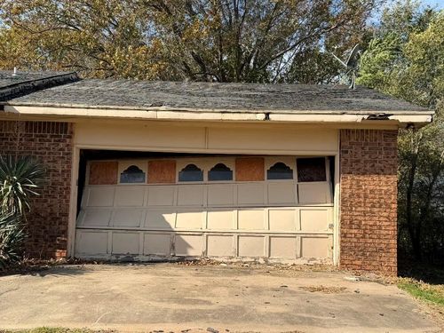 1321 S Okfuskee Ave, Wewoka, OK, 74884-3557 | Card Image