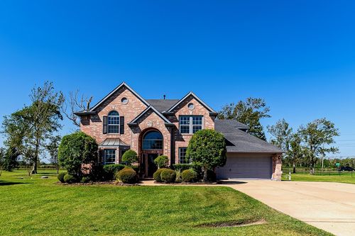8991 Water Point Dr, Beach City, TX, 77523-9817 | Card Image