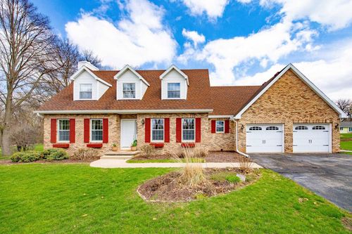 413 Park St, CAMBRIDGE, WI, 53523-8914 | Card Image