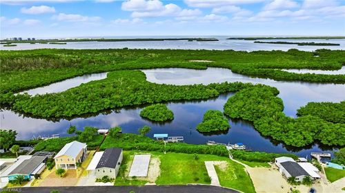 4769 Tahiti Dr, BONITA SPRINGS, FL, 34134-7175 | Card Image