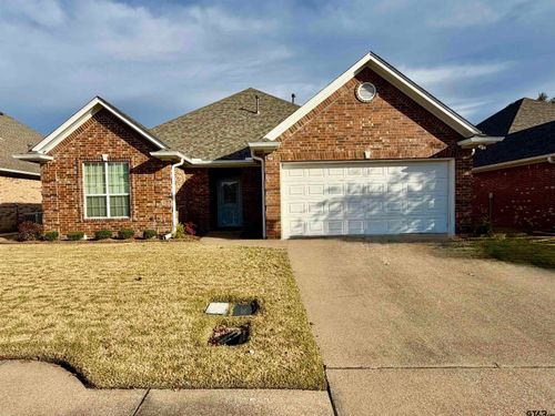 1911 Hollyglen Dr, Tyler, TX, 75703-3395 | Card Image