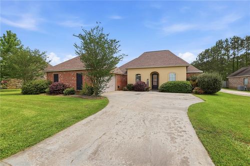 38606 Red Bud Lane, Denham Springs, LA, 70706 | Card Image