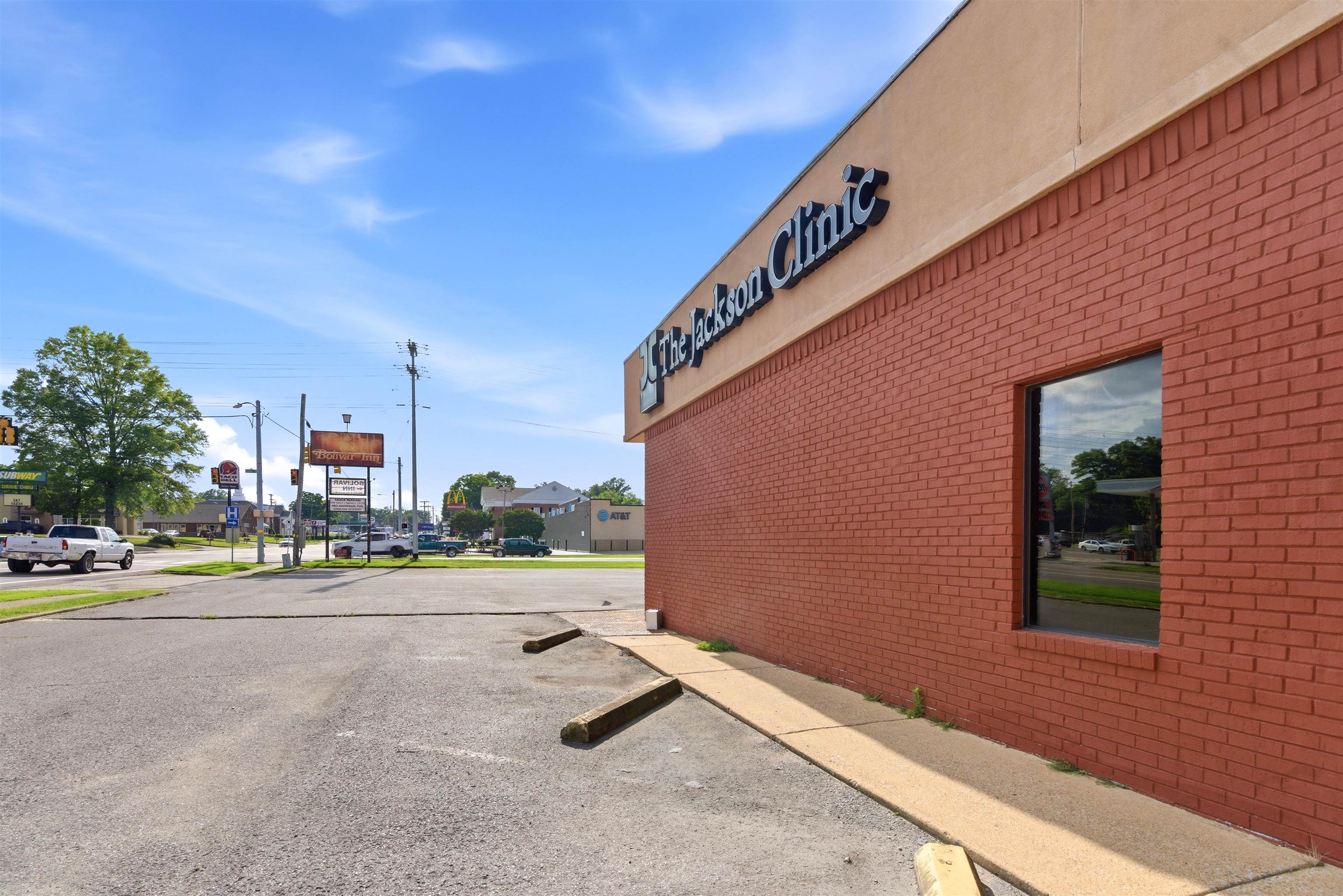 Commercial Sale in Bolivar 4