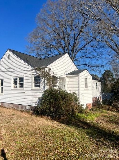 3950 Alpine Ave, Midland, NC, 28107-9709 | Card Image