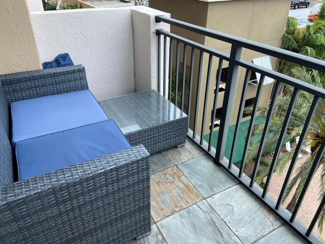 APT-512 - 616 Clearwater Park Rd, Condo with 2 bedrooms, 2 bathrooms and null parking in West Palm Beach FL | Image 19